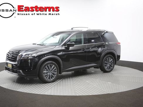 Used 2025 Nissan Pathfinder SL w/ SL Premium Package AWD/4WD image 59