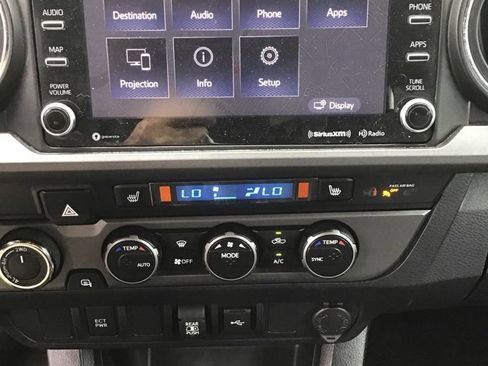 Used 2021 Toyota Tacoma 4x4 Double Cab w/ Tacoma SR5 Package image 13