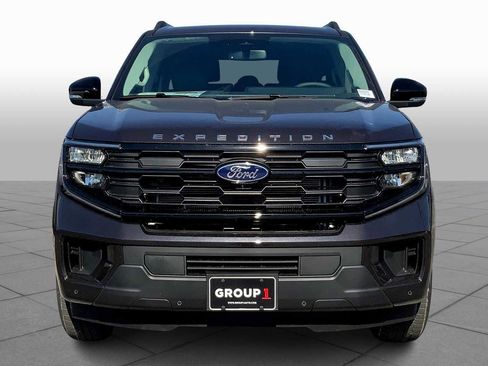 New 2025 Ford Expedition Max Active image 3