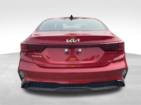 Used 2023 Kia Forte LXS FWD image 11