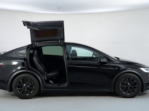 Used 2022 Tesla Model X Plaid image 55