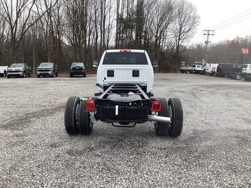 New 2026 RAM 5500 Tradesman w/ Chrome Appearance Group AWD/4WD image 6