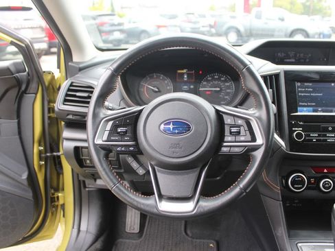 Used 2021 Subaru Crosstrek 2.0i Premium w/ Moonroof Package AWD/4WD image 17
