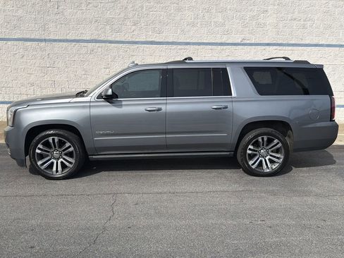 Used 2020 GMC Yukon XL Denali w/ Denali Ultimate Package image 4