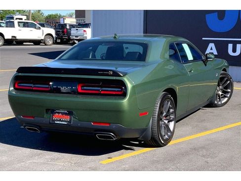 Used 2022 Dodge Challenger R/T Scat Pack w/ Shaker Package RWD image 14