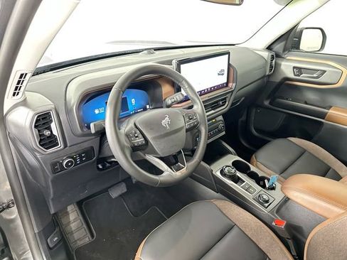 Used 2025 Ford Bronco Sport Outer Banks w/ Outer Banks Tech Package+ AWD/4WD image 10