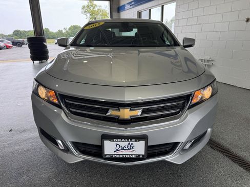 Used 2016 Chevrolet Impala LT w/ Convenience Package FWD image 3