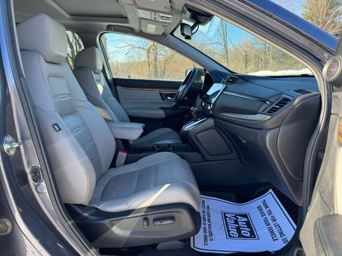 Used 2017 Honda CR-V Touring image 19