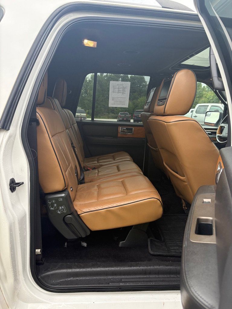 Used 2014 Lincoln Navigator L 4WD w/ Equipment Group 101A image 12