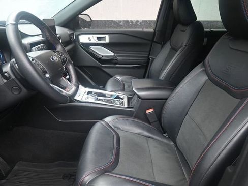 Used 2023 Ford Explorer ST w/ Technology Package image 7