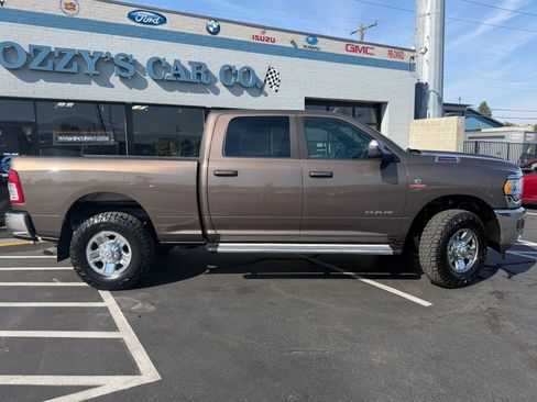 Used 2021 RAM 2500 Big Horn w/ Cold Weather Group AWD/4WD image 2