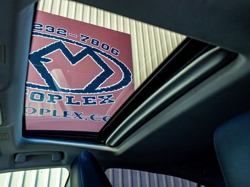 Used 2020 Lexus ES 300h w/ Premium Package image 20