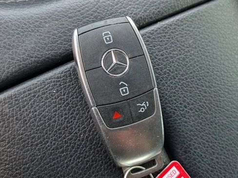 Used 2021 Mercedes-Benz GLS 450 4MATIC image 34