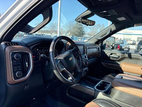 Used 2021 Chevrolet Silverado 2500 High Country w/ Z71 Off-Road Package image 10