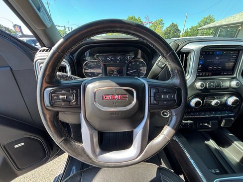 Used 2020 GMC Sierra 1500 SLT w/ SLT Premium Plus Package AWD/4WD image 15