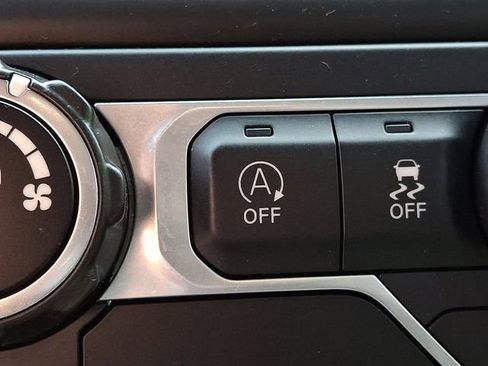 Used 2020 Jeep Wrangler Sport AWD/4WD image 22