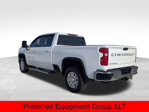 Used 2023 Chevrolet Silverado 2500 LT w/ Convenience Package image 6