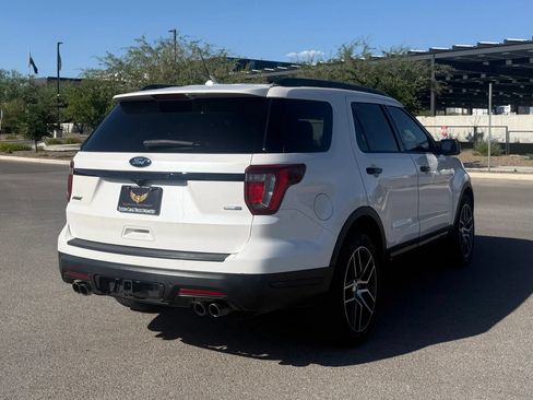 Used 2019 Ford Explorer Sport w/ Ford Safe & Smart Package AWD/4WD image 4