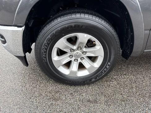 Used 2022 RAM 1500 Laramie AWD/4WD image 9