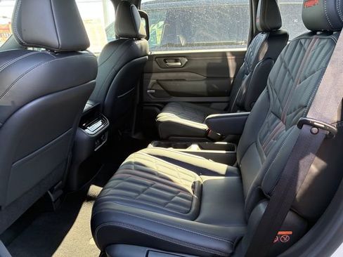 New 2026 Nissan Armada PRO-4X image 17