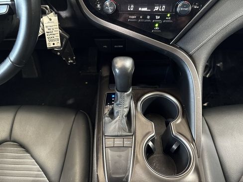 Used 2023 Toyota Camry SE w/ Protection Package (Q2) (TMS) FWD image 20