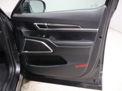 Used 2025 Kia Telluride S AWD/4WD image 23