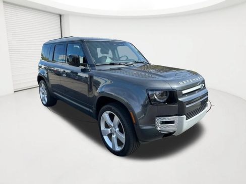 Used 2024 Land Rover Defender 110 S AWD/4WD image 3