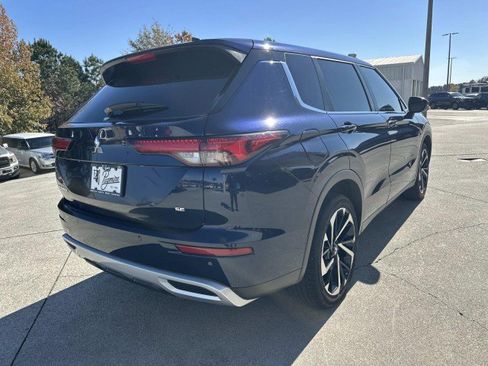 Used 2024 Mitsubishi Outlander FWD image 7