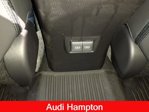 Used 2022 Lexus UX 250h w/ Premium Package AWD/4WD image 9