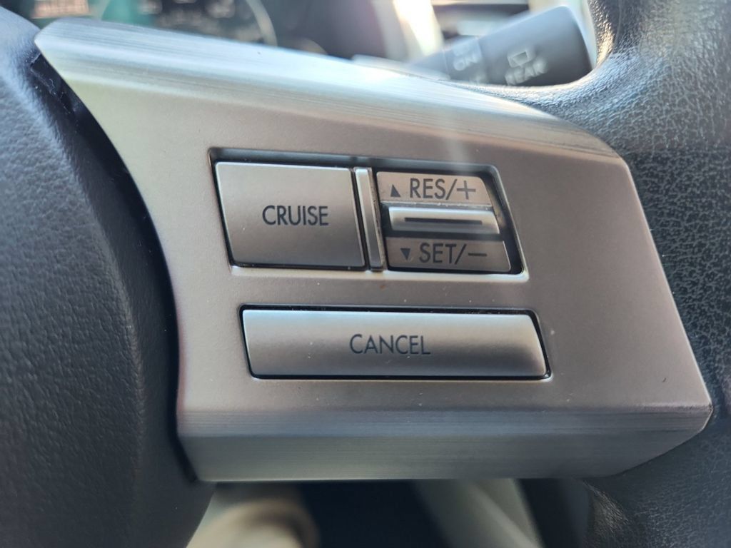 Used 2011 Subaru Outback 2.5i AWD/4WD image 19