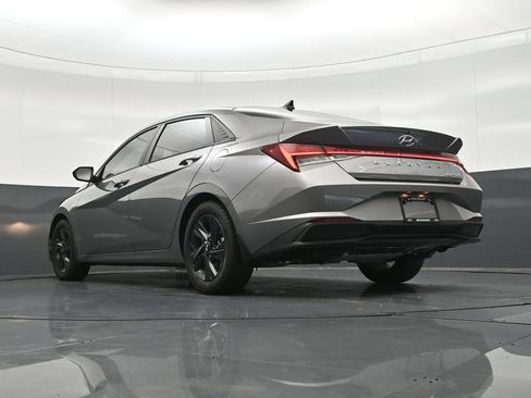 Used 2023 Hyundai Elantra Blue FWD image 25