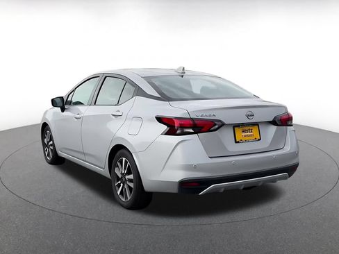 Used 2025 Nissan Versa SV FWD image 11