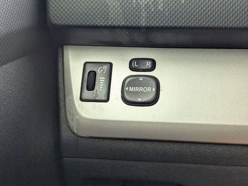 Used 2009 Scion xB FWD image 24