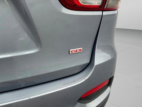 Used 2020 Kia Sorento LX image 11