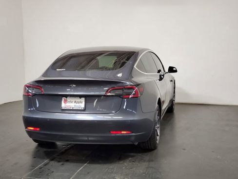 Used 2019 Tesla Model 3 Standard Range Plus image 25