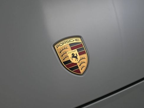 Certified 2026 Porsche Cayenne E-Hybrid AWD/4WD image 13