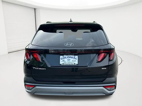 Certified 2025 Hyundai Tucson SEL AWD/4WD image 6