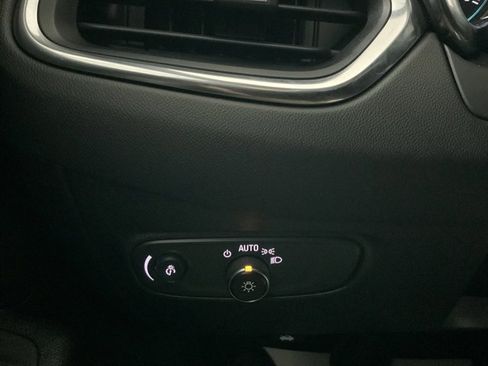 Used 2023 Chevrolet Equinox LT w/ LPO, Floor Liner Package image 36