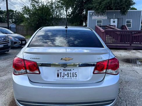 Used 2014 Chevrolet Cruze LTZ w/ RS Package FWD image 6