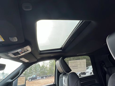 New 2026 RAM 2500 Laramie w/ Night Edition image 18