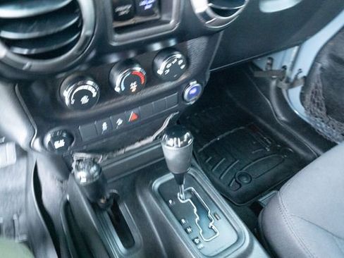 Used 2014 Jeep Wrangler Sport image 18