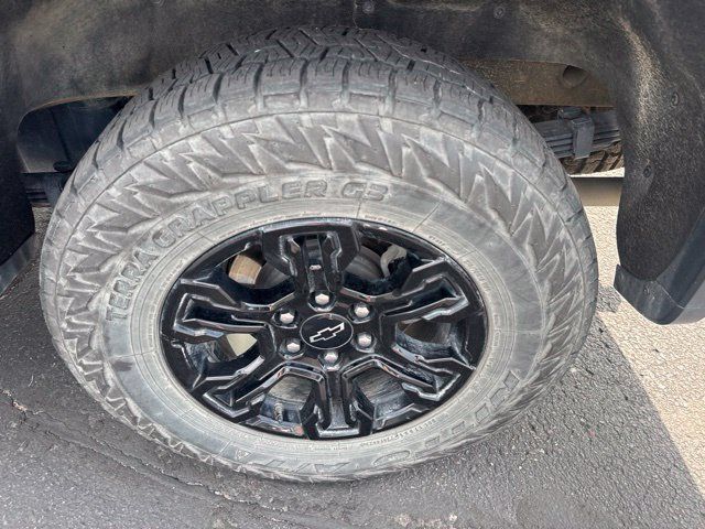 Used 2024 Chevrolet Silverado 1500 ZR2 w/ Technology Package AWD/4WD image 6