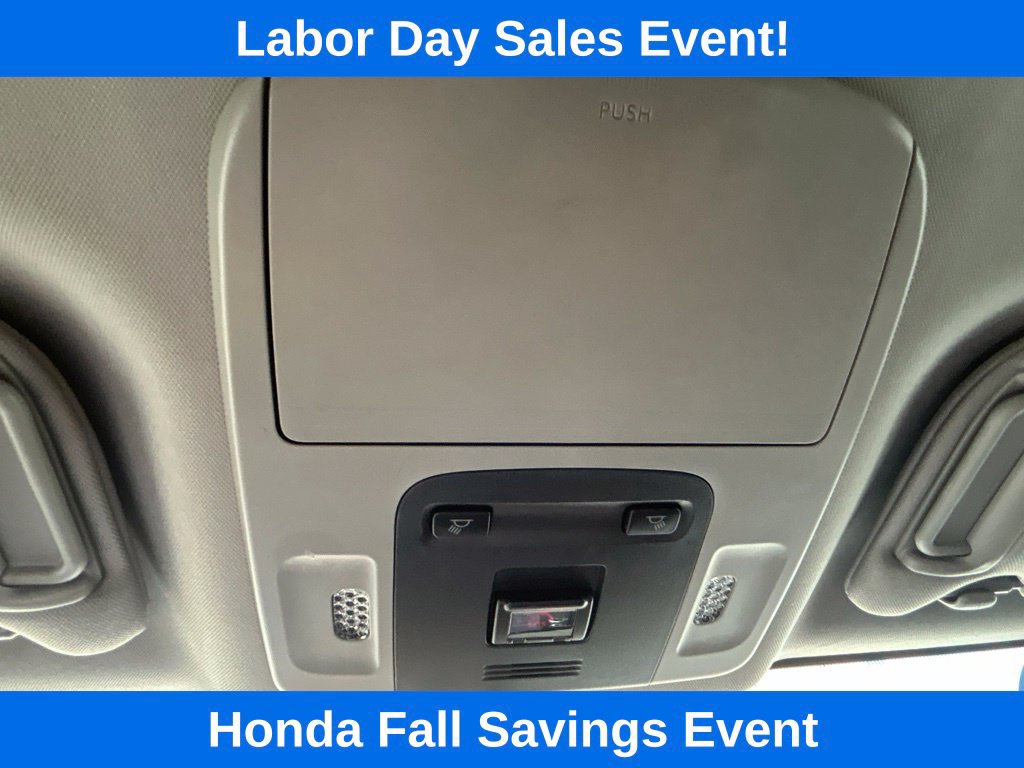 Used 2022 Toyota Camry SE FWD image 25