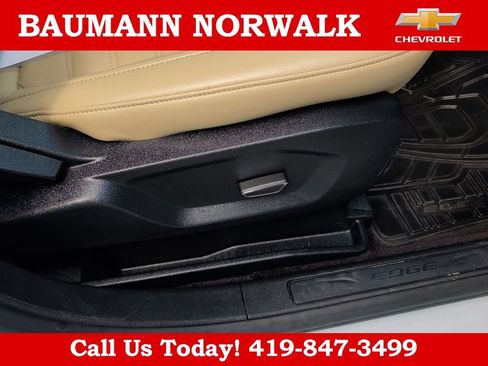 Used 2016 Ford Edge SEL w/ Equipment Group 201A AWD/4WD image 14