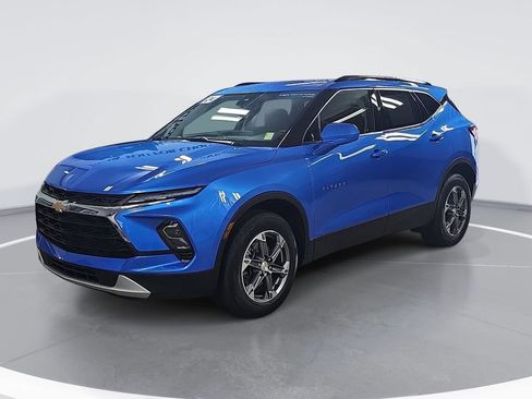 Used 2024 Chevrolet Blazer LT w/ Convenience Package AWD/4WD image 9