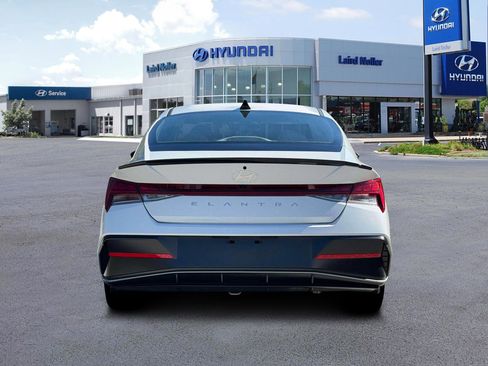 New 2026 Hyundai Elantra SEL Sport Premium image 6