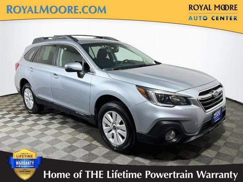 Used 2018 Subaru Outback 2.5i Premium AWD/4WD image 1
