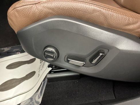 Used 2023 Volvo XC60 B5 Plus w/ Protection Package Premier image 27