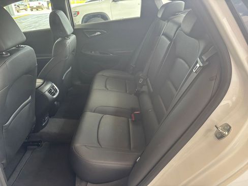 Used 2024 Chevrolet Malibu LT image 25
