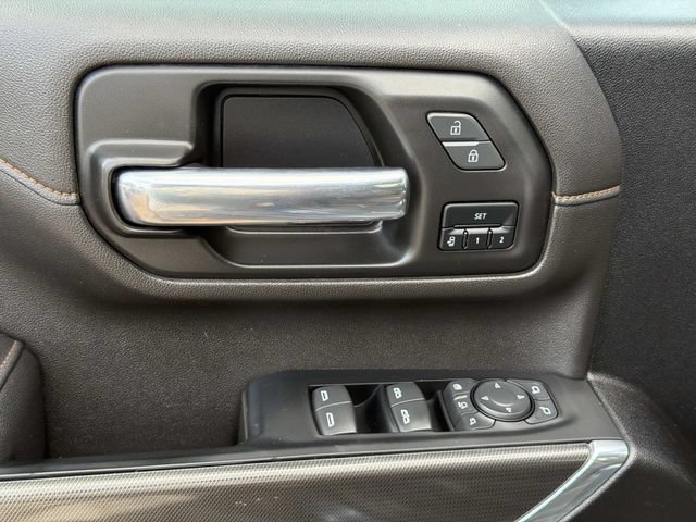 Used 2022 GMC Sierra 2500 AT4 w/ AT4 Premium Plus Package AWD/4WD image 26